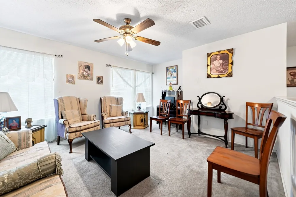4209 boxwood Drive Balch Springs, TX 75180