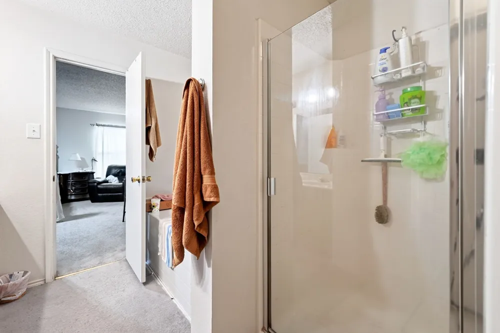 4209 boxwood Drive Balch Springs, TX 75180