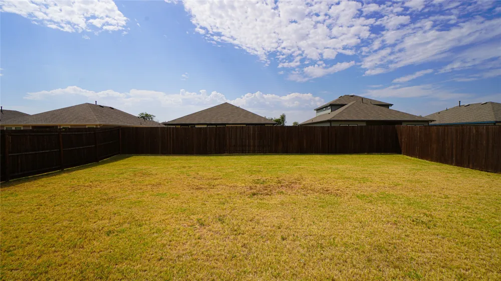 211 Wrought Iron Drive Nevada, TX 75173