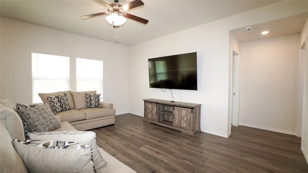 211 Wrought Iron Drive Nevada, TX 75173