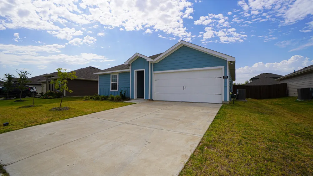211 Wrought Iron Drive Nevada, TX 75173