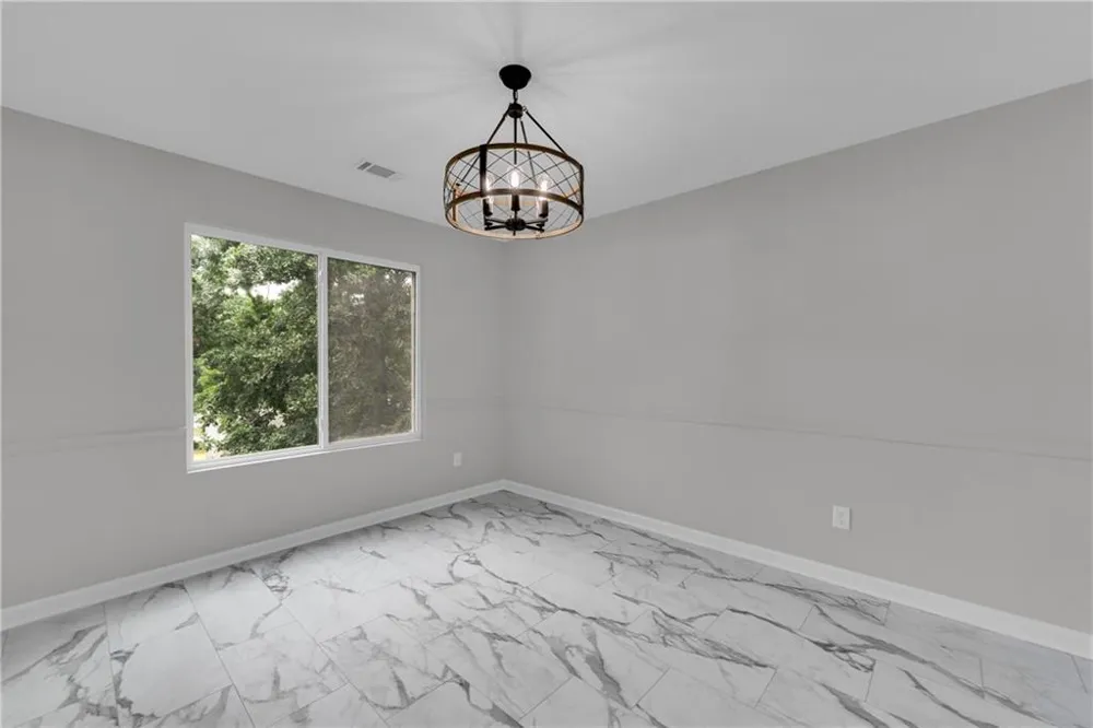 5271 Bridgewater Trace Stone Mountain, GA 30088