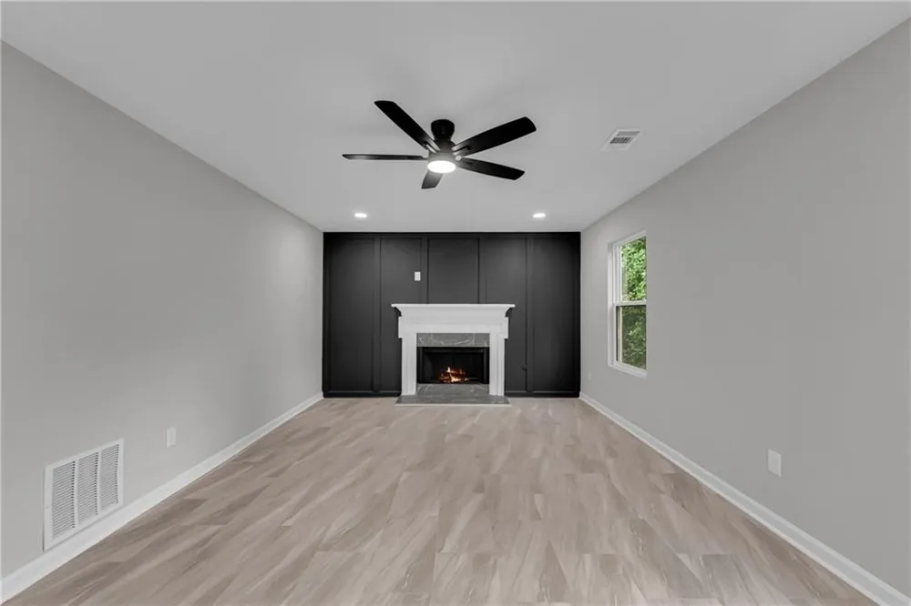 5271 Bridgewater Trace Stone Mountain, GA 30088