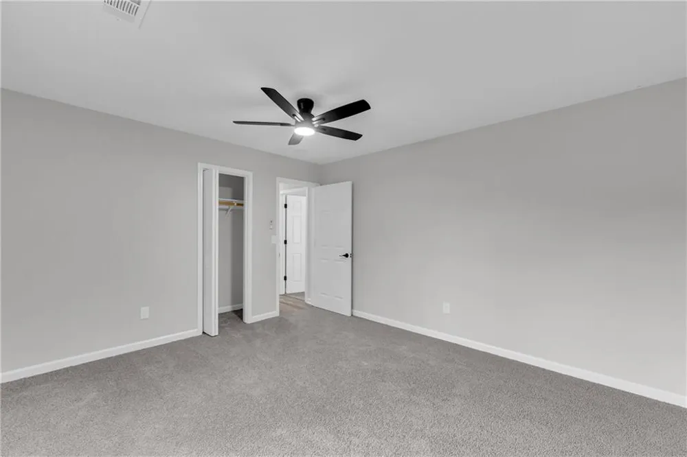 5271 Bridgewater Trace Stone Mountain, GA 30088