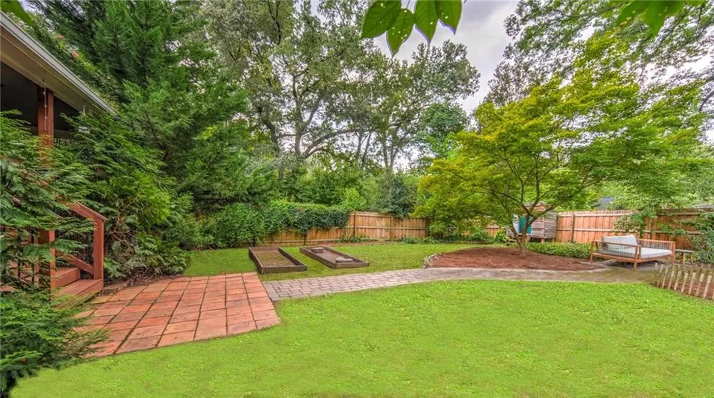 797 Stokeswood Avenue SE Atlanta, GA 30316