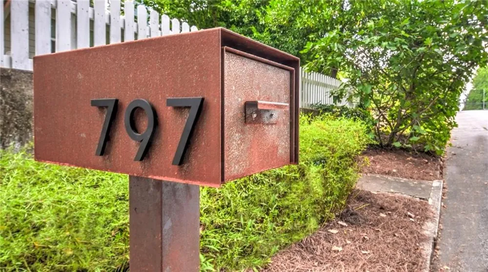 797 Stokeswood Avenue SE Atlanta, GA 30316