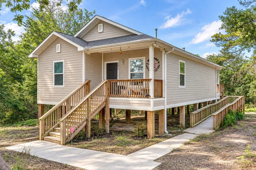 301 Bayou Drive Channelview, TX 77530