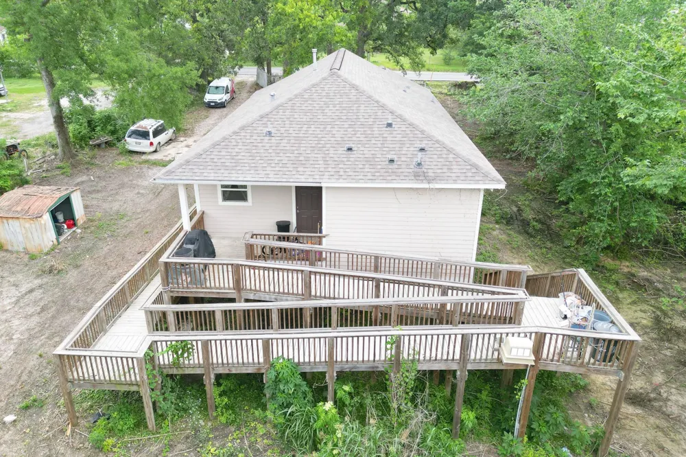 301 Bayou Drive Channelview, TX 77530