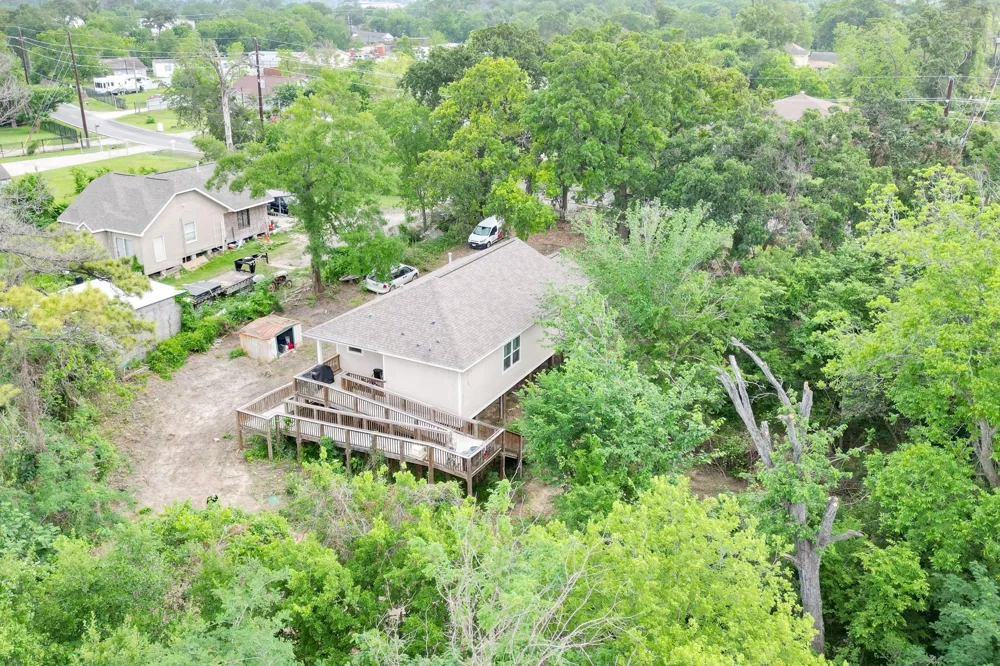 301 Bayou Drive Channelview, TX 77530