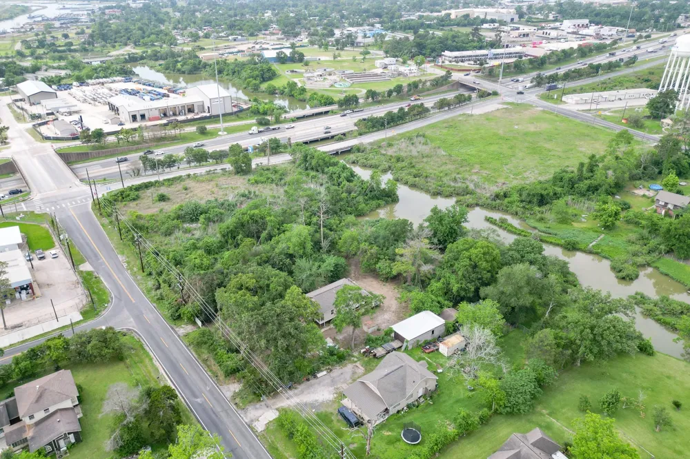 301 Bayou Drive Channelview, TX 77530