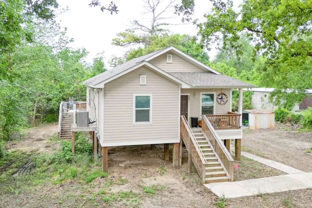 301 Bayou Drive Channelview, TX 77530