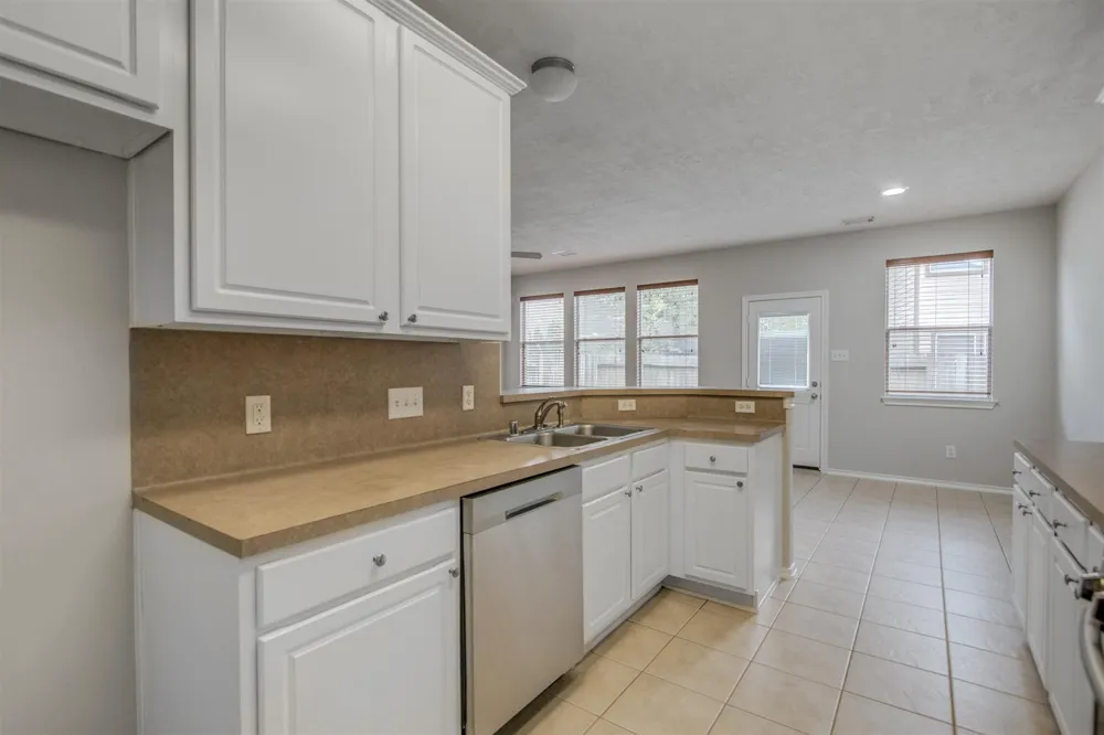 58 S Burberry Park Circle The Woodlands, TX 77382