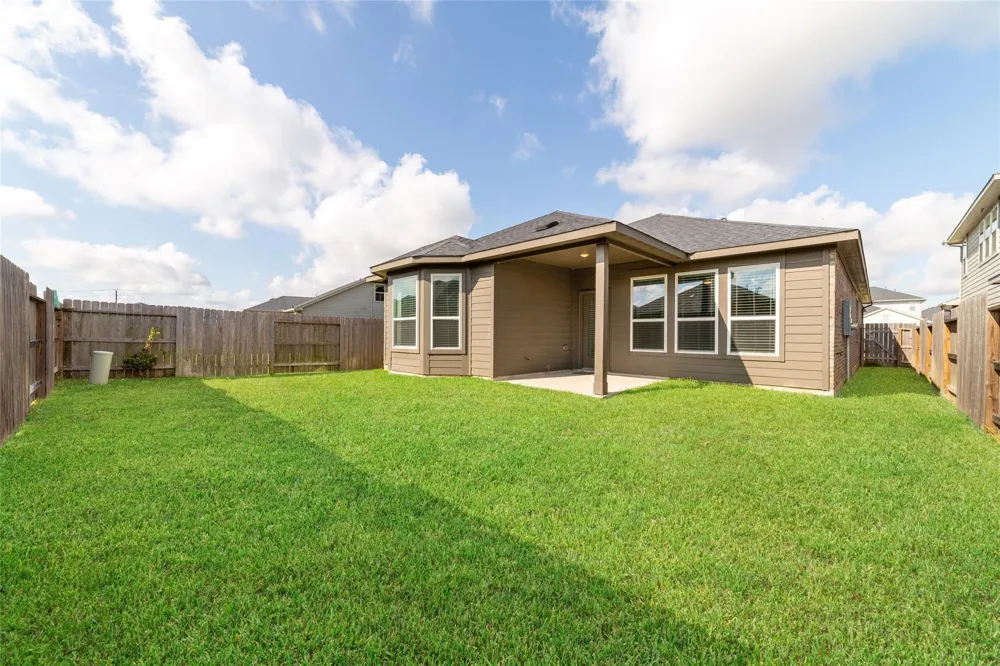 7819 Wyndham Harbor Court Richmond, TX 77407