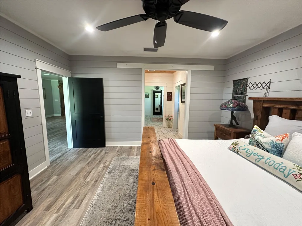4149 Cr 444 Hallettsville, TX 77964
