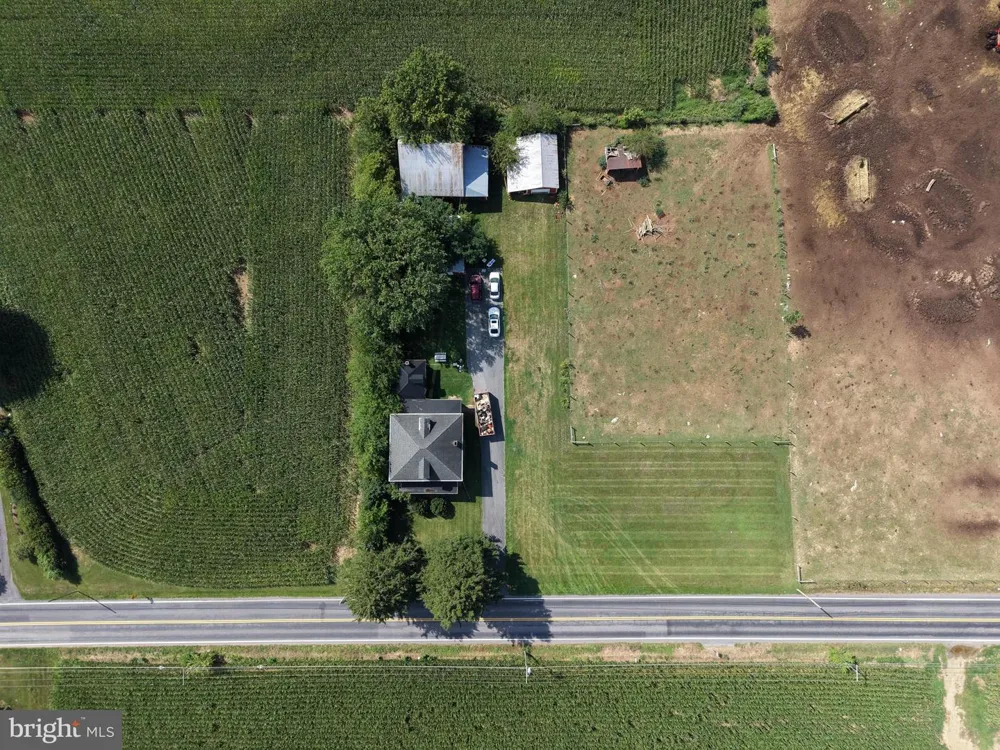 7351 CORNER ROAD Mercersburg, PA 17236