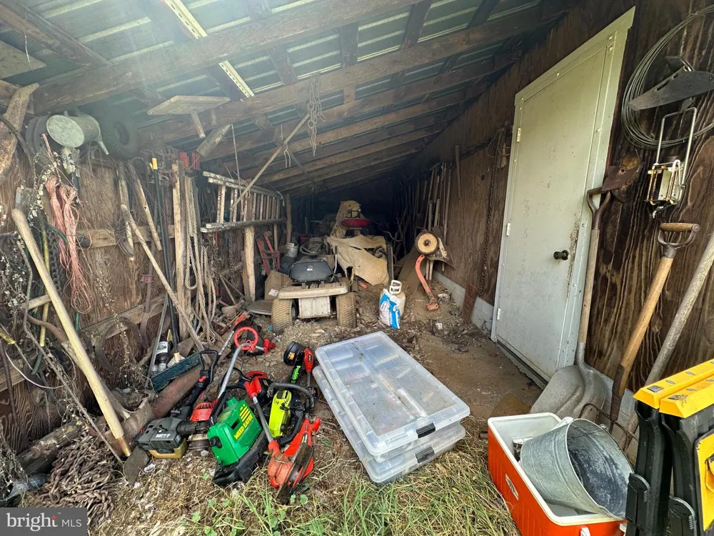 7351 CORNER ROAD Mercersburg, PA 17236