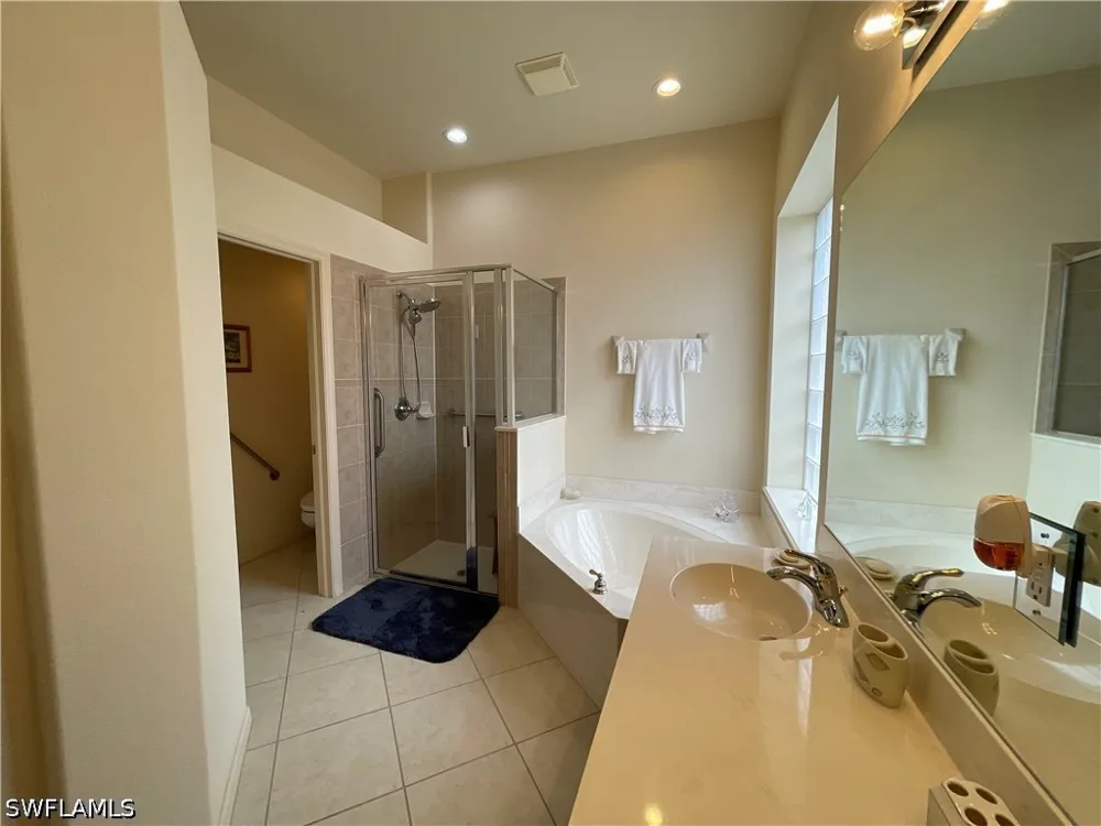 Waverly Green Way Naples, FL 34110