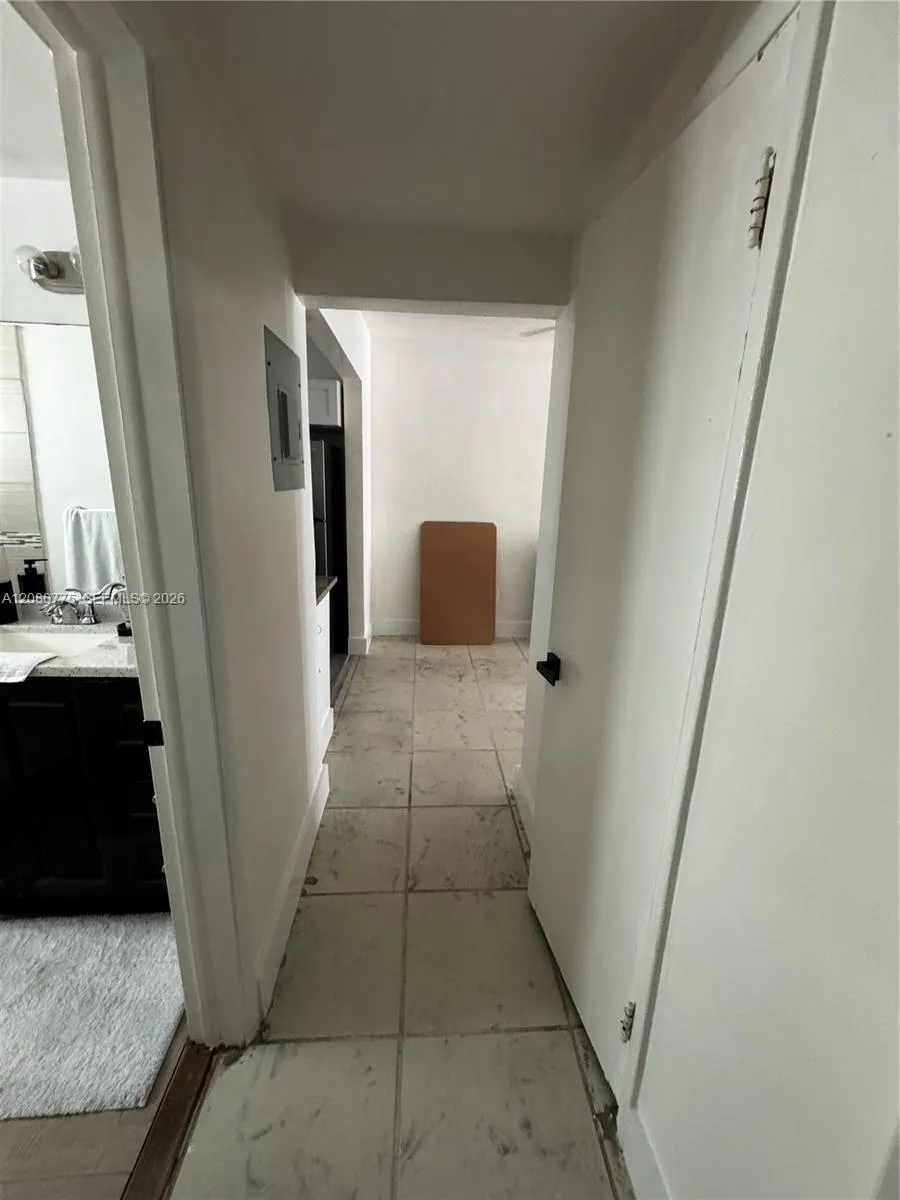 1840 S Treasure Dr #3 North Bay Village, FL 33141