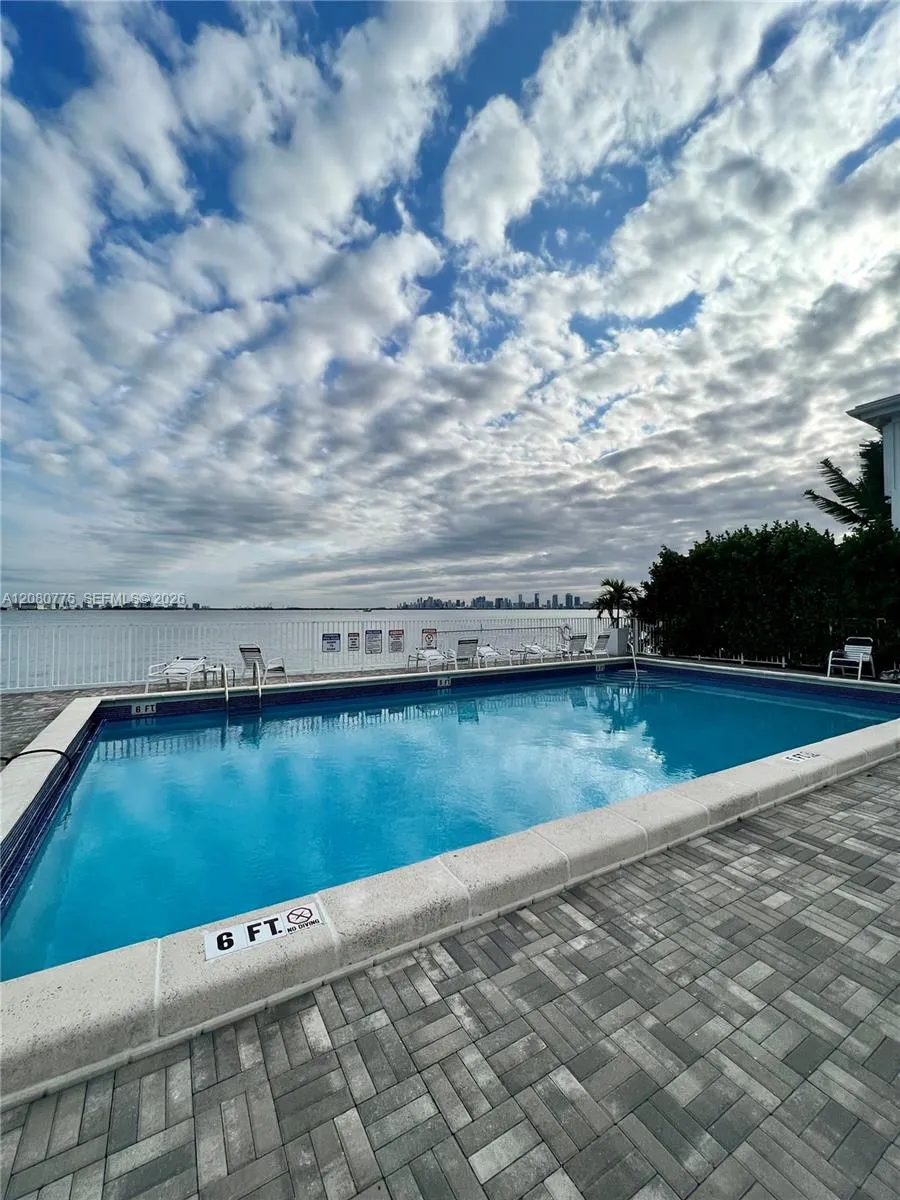 1840 S Treasure Dr #3 North Bay Village, FL 33141
