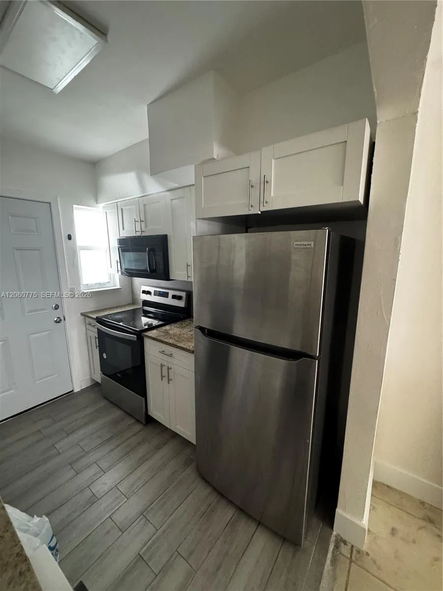 1840 S Treasure Dr #3 North Bay Village, FL 33141