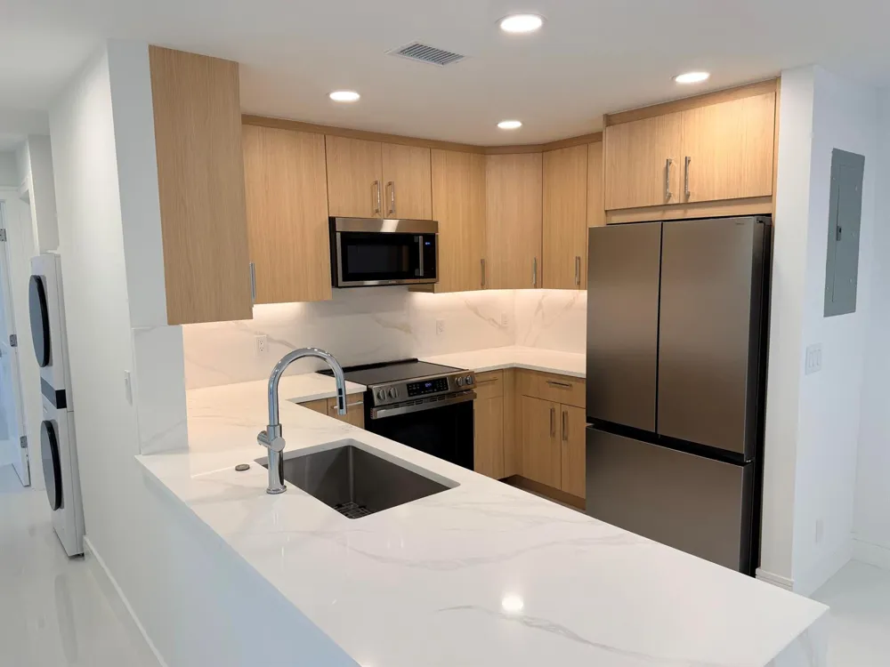 6439 BAY CLUB DRIVE #1 Fort Lauderdale, FL 33308