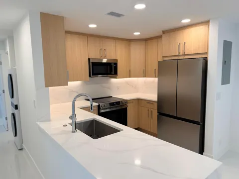 6439 BAY CLUB DRIVE #1