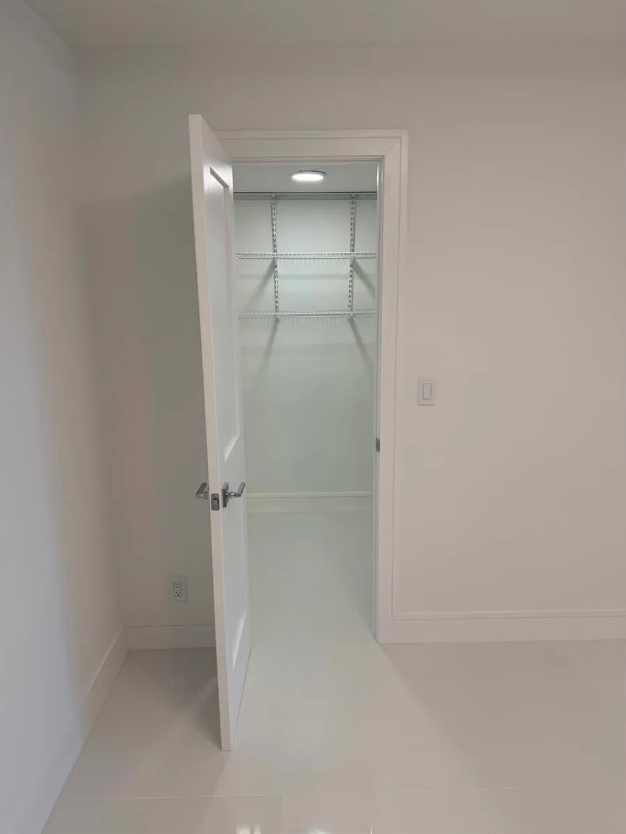 6439 BAY CLUB DRIVE #1 Fort Lauderdale, FL 33308