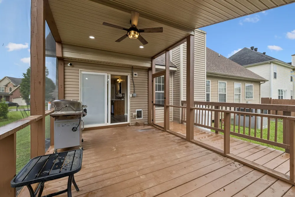 3454 Southwood Dr Clarksville, TN 37042