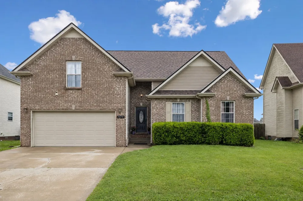 3454 Southwood Dr Clarksville, TN 37042