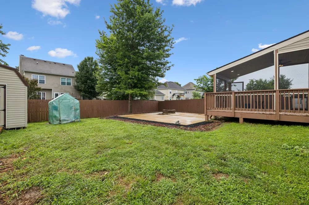 3454 Southwood Dr Clarksville, TN 37042