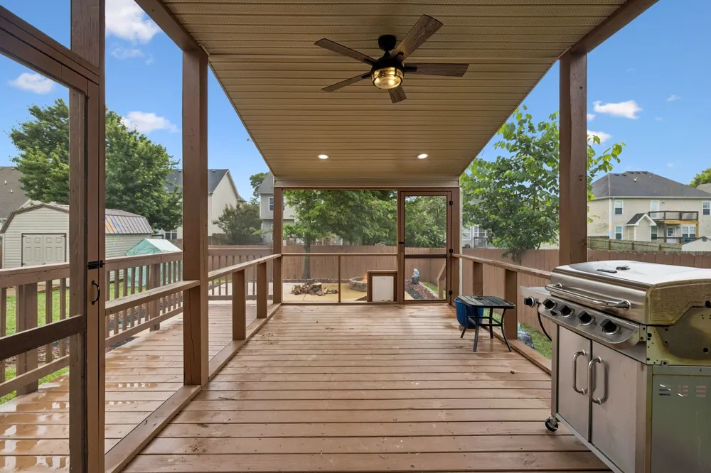 3454 Southwood Dr Clarksville, TN 37042