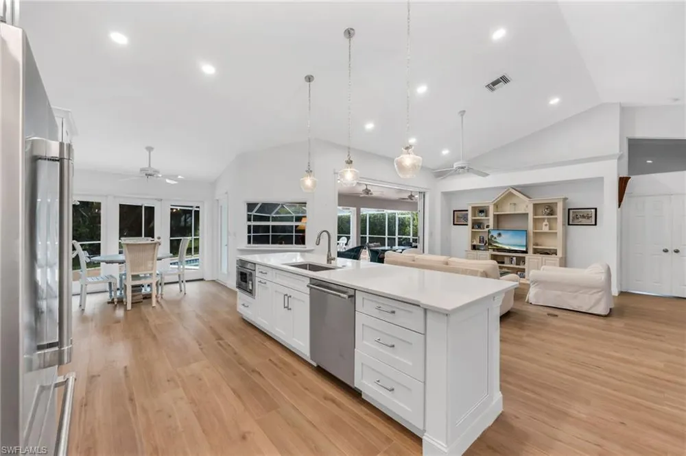 Address Not Shown Naples, FL 34109
