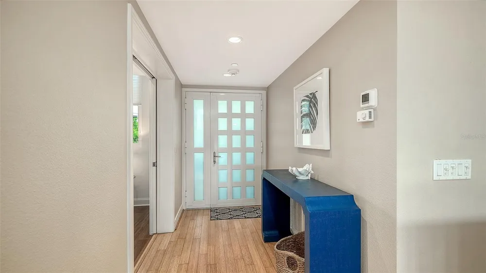 1075 GULF OF MEXICO DRIVE #303 Longboat Key, FL 34228