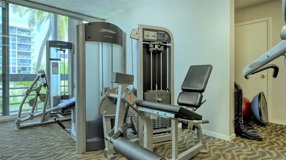 1075 GULF OF MEXICO DRIVE #303 Longboat Key, FL 34228
