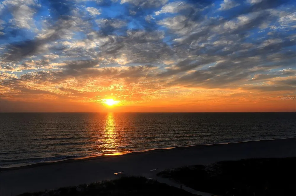 1075 GULF OF MEXICO DRIVE #303 Longboat Key, FL 34228