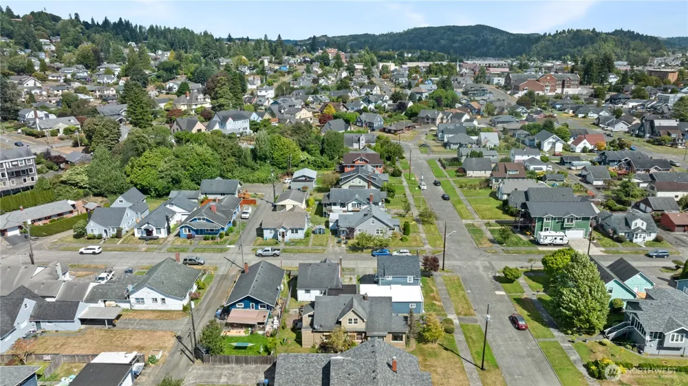 604 Simpson Avenue Aberdeen, WA 98520