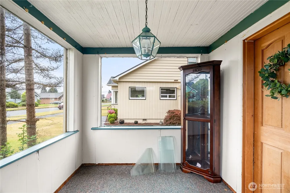 604 Simpson Avenue Aberdeen, WA 98520