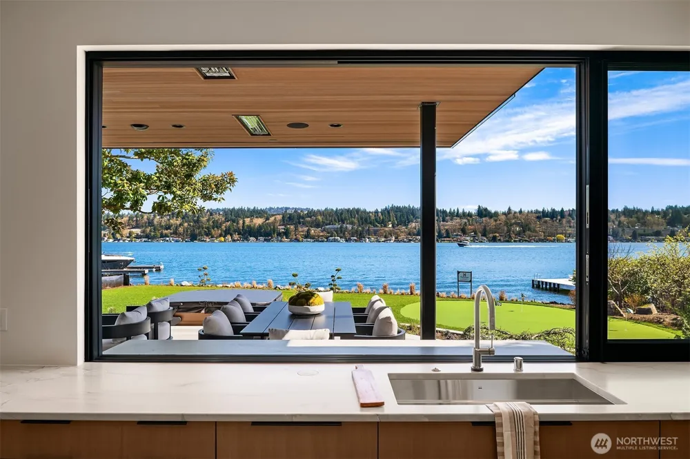 5330 Butterworth Road Mercer Island, WA 98040