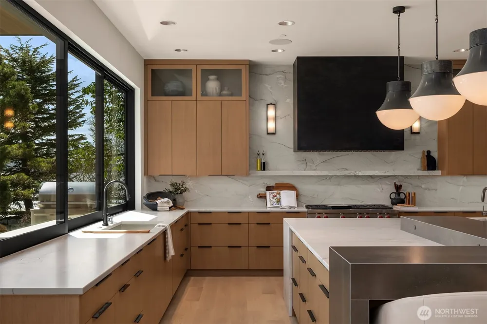 5330 Butterworth Road Mercer Island, WA 98040