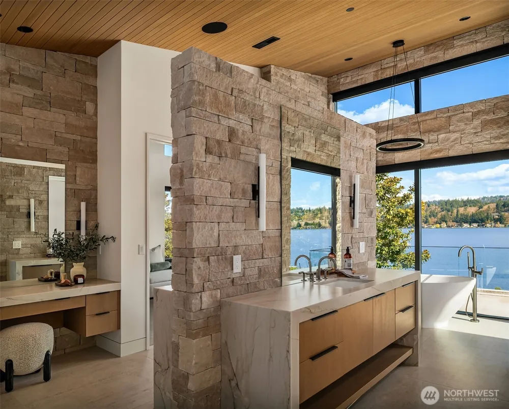 5330 Butterworth Road Mercer Island, WA 98040