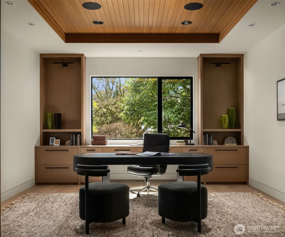 5330 Butterworth Road Mercer Island, WA 98040