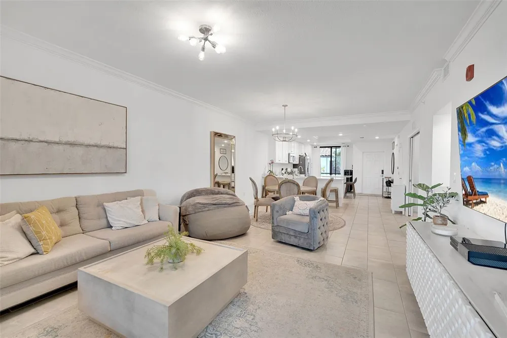 5664 PALMER CIRCLE #102 Bradenton, FL 34211