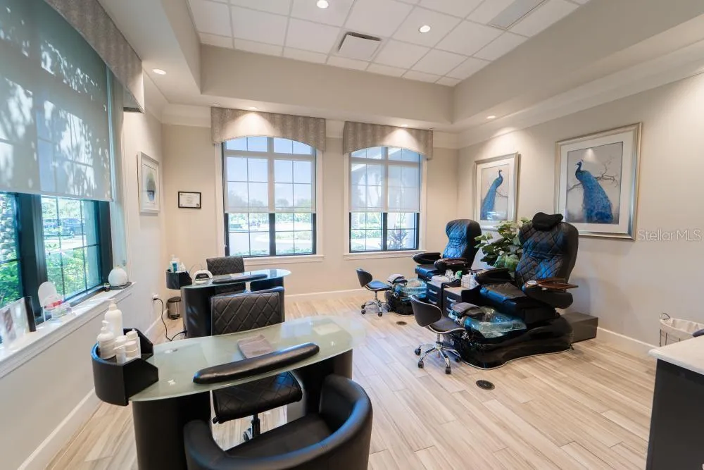 5664 PALMER CIRCLE #102 Bradenton, FL 34211