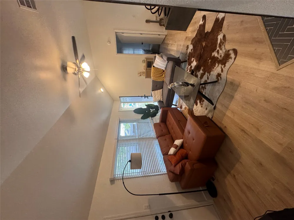 1906 Alex Avenue #A Austin, TX 78728