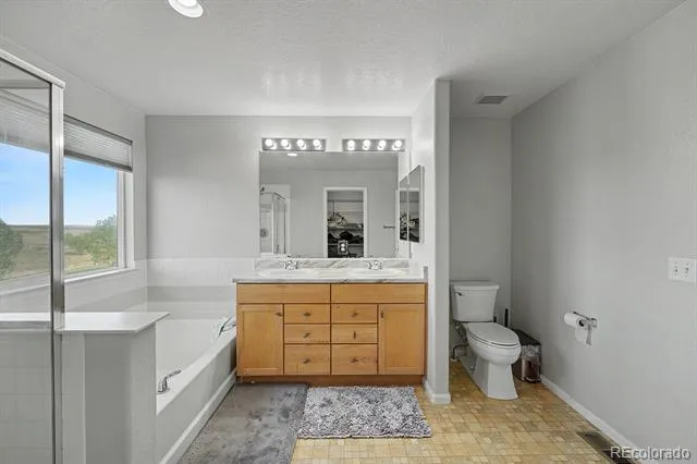 19551 E Wyoming Avenue Aurora, CO 80017