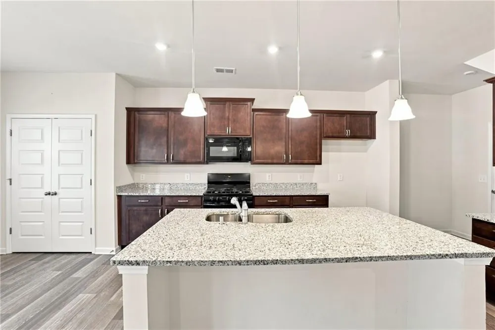 232 Malbone Street SW Cartersville, GA 30120