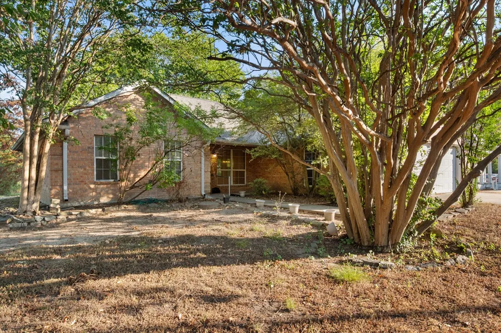 3002 W 4th Avenue Corsicana, TX 75110