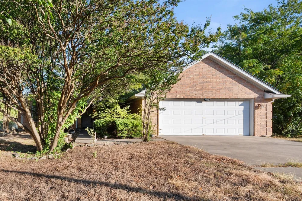 3002 W 4th Avenue Corsicana, TX 75110