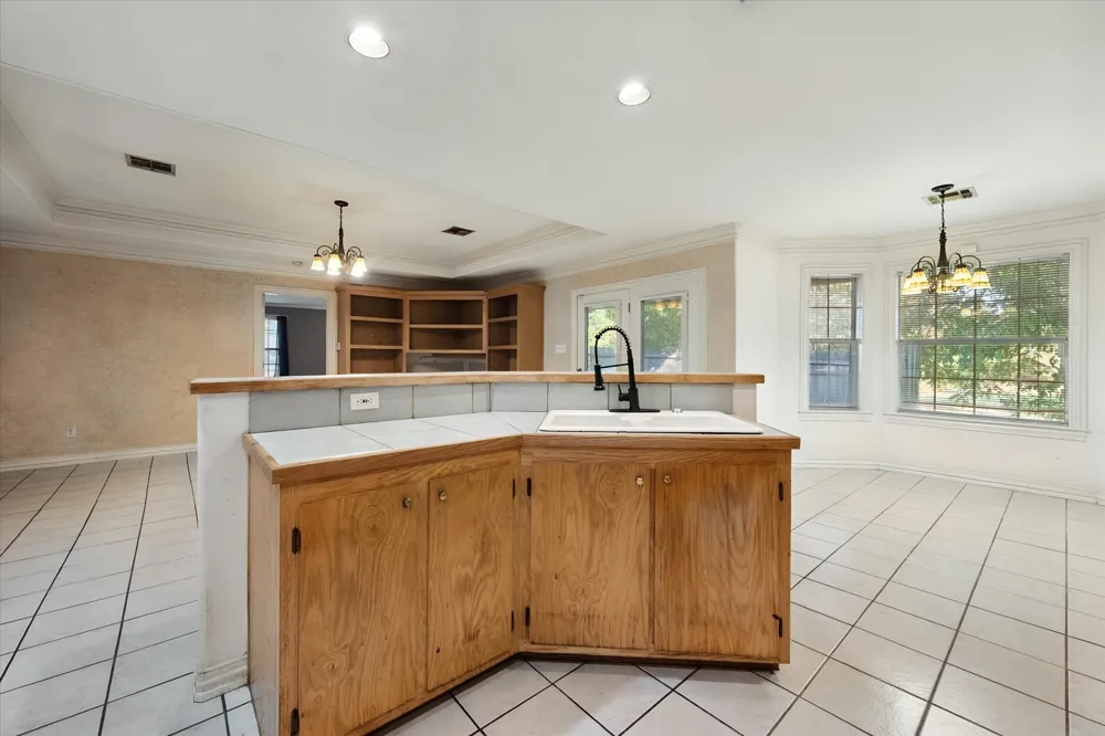 3002 W 4th Avenue Corsicana, TX 75110