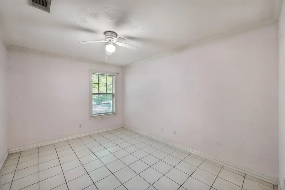 3002 W 4th Avenue Corsicana, TX 75110